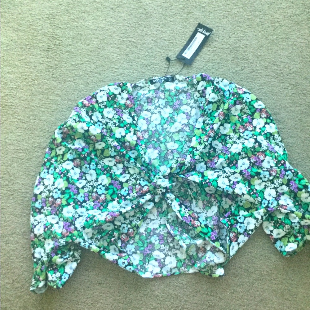 Brand new tie front crop top